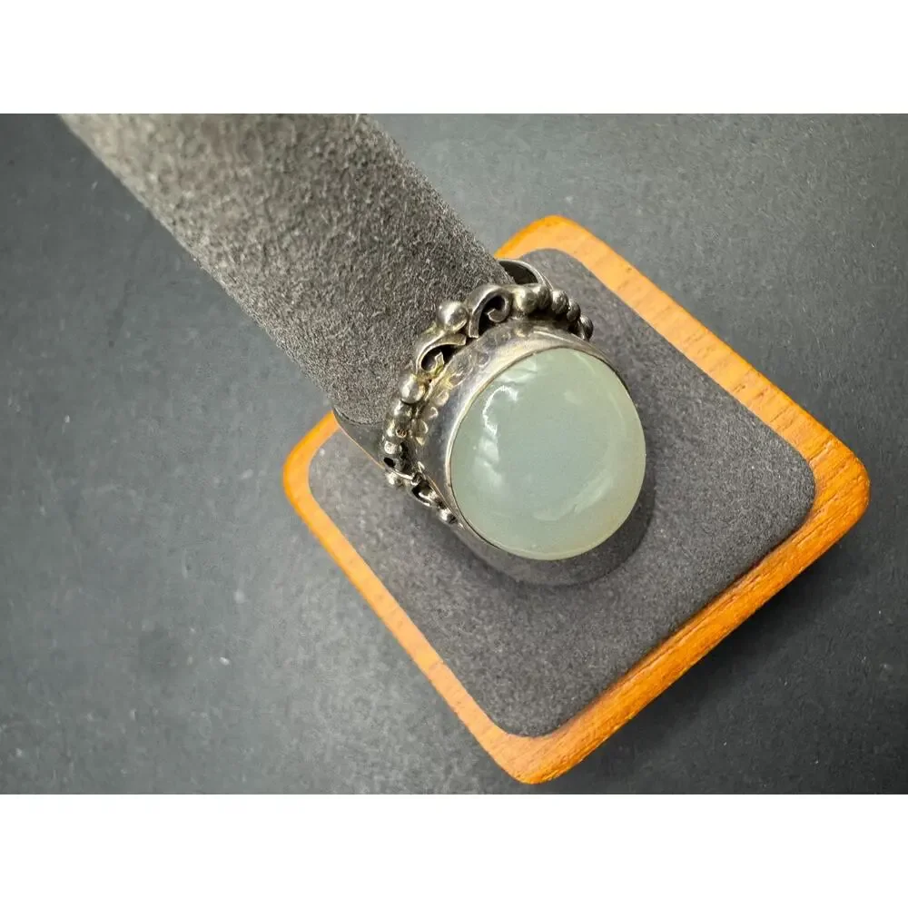 Vtg 925 Sterling Silver Chalcedony Statement Ring Pale Green Milky Quartz Sz 10